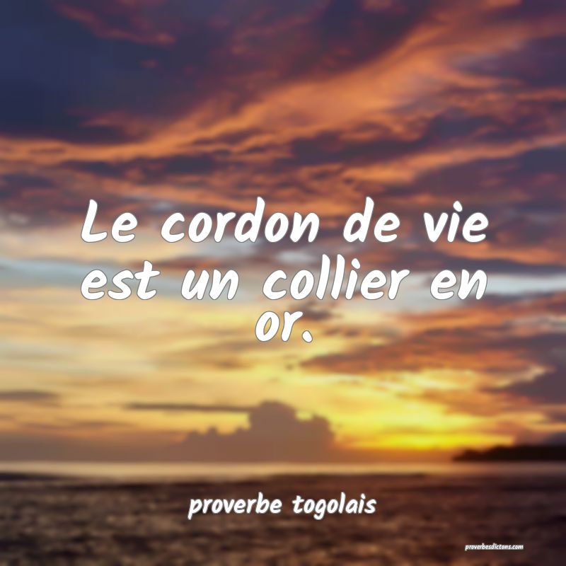  Le cordon de vie est un collier en or.