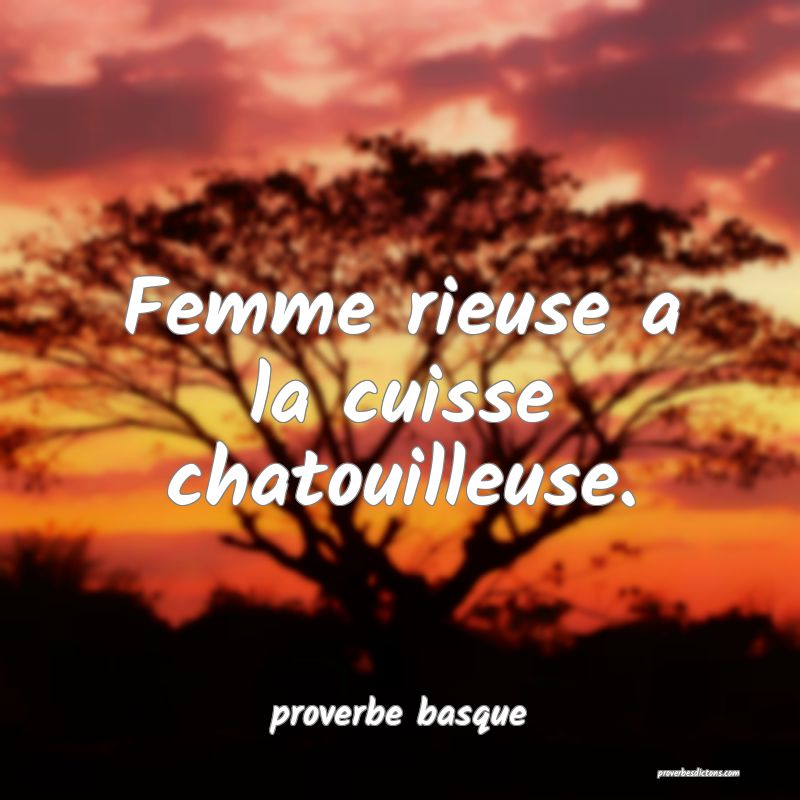  Femme rieuse a la cuisse chatouilleuse.
